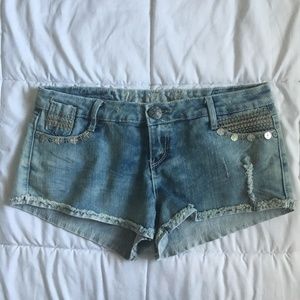 3/$15  festival distressed denim shorts 2
